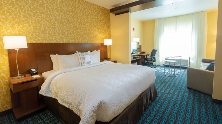 <b>Fairfield Inn & Suites Bay City Suite</b>. Images powered by <a href="https://www.leonardoworldwide.com/" title="Leonardo Worldwide" target="_blank">Leonardo</a>.