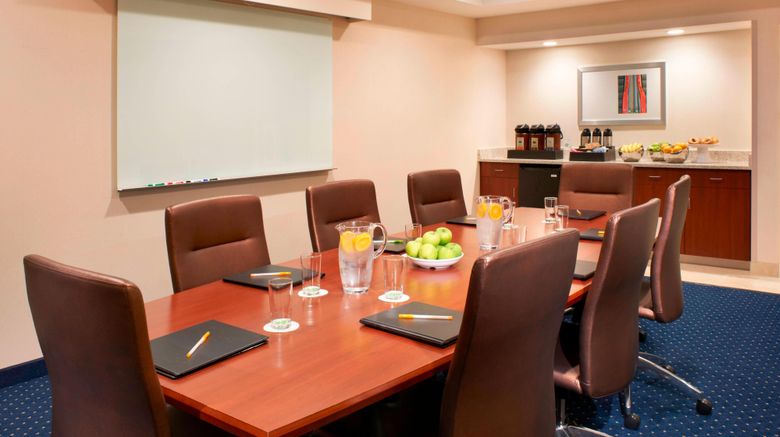 <b>Courtyard Toledo Rossford/Perrysburg Meeting</b>. Images powered by <a href="https://www.leonardoworldwide.com/" title="Leonardo Worldwide" target="_blank">Leonardo</a>.
