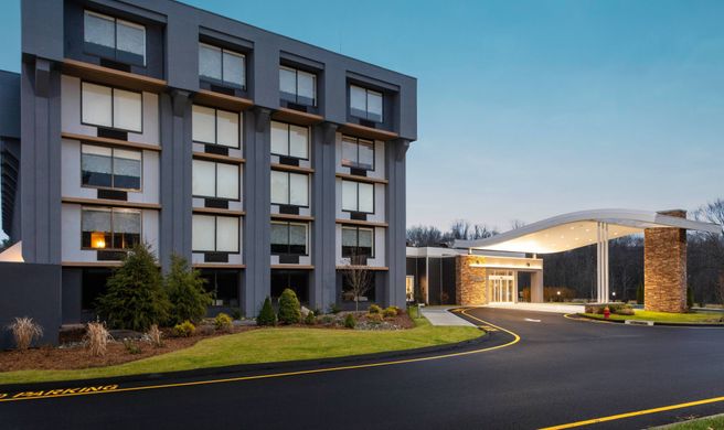 Fairfield Inn-Suites Springfield Enfield Exterior