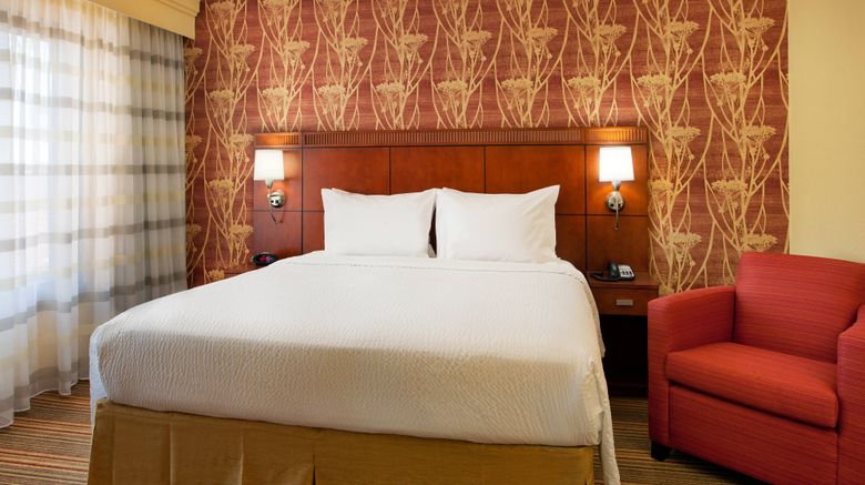<b>Courtyard San Diego Sorrento Mesa Suite</b>. Images powered by <a href="https://www.leonardoworldwide.com/" title="Leonardo Worldwide" target="_blank">Leonardo</a>.