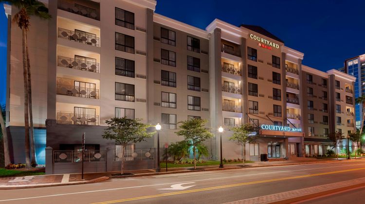 Courtyard Tampa Downtown Exterior