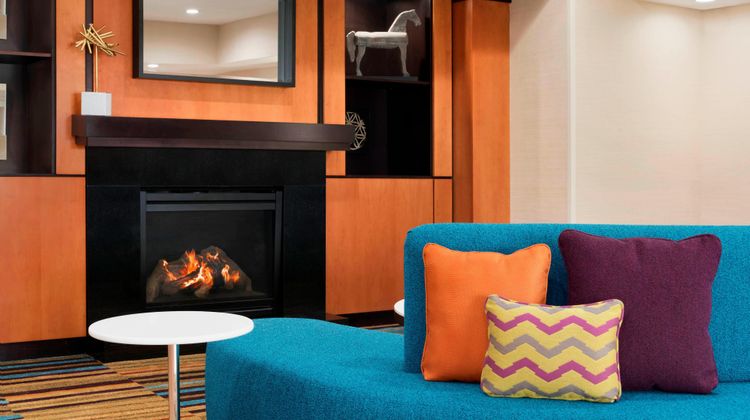 Fairfield Inn & Stes Hartford Manchester Lobby