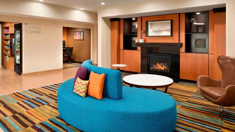 Fairfield Inn & Stes Hartford Manchester Lobby