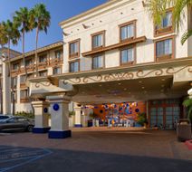 Courtyard by Marriott San Diego Old Town Exterior