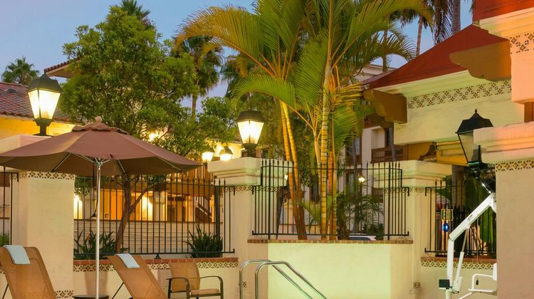 Courtyard by Marriott San Diego Old Town Pool
