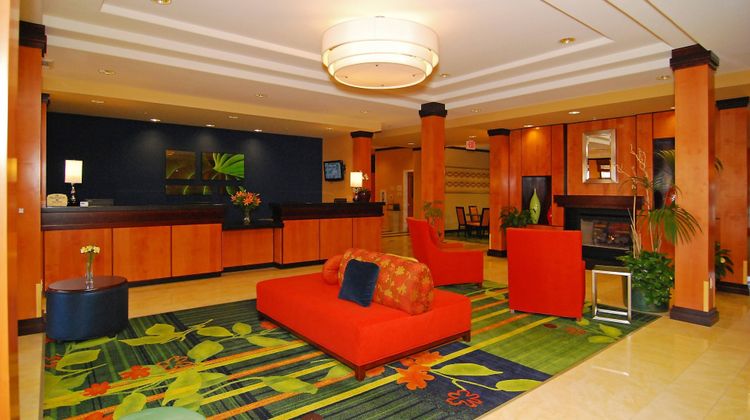 Fairfield Inn & Suites Tehachapi Lobby