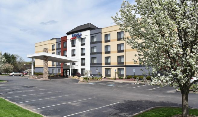 Fairfield Inn by Marriott Exterior