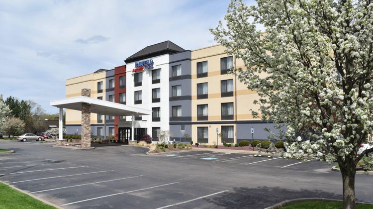 Fairfield Inn by Marriott Exterior
