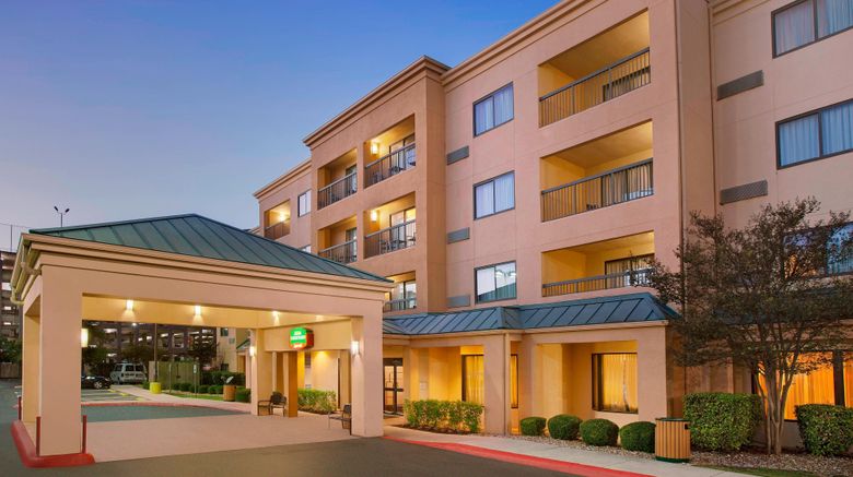 <b>Courtyard by Marriott Airport/North Star Exterior</b>. Images powered by <a href="https://www.leonardoworldwide.com/" title="Leonardo Worldwide" target="_blank">Leonardo</a>.