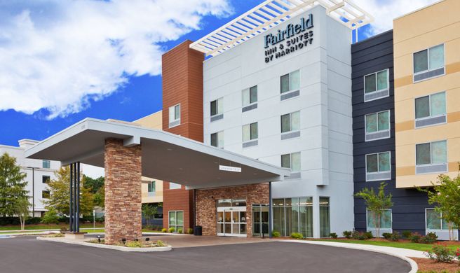 Fairfield Inn/Stes Birmingham Colonnade Exterior