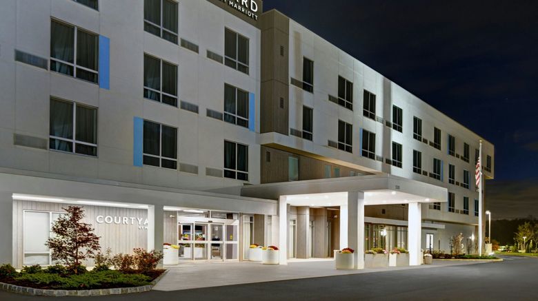 <b>Courtyard by Marriott Hamilton Exterior</b>. Images powered by <a href="https://www.leonardoworldwide.com/" title="Leonardo Worldwide" target="_blank">Leonardo</a>.