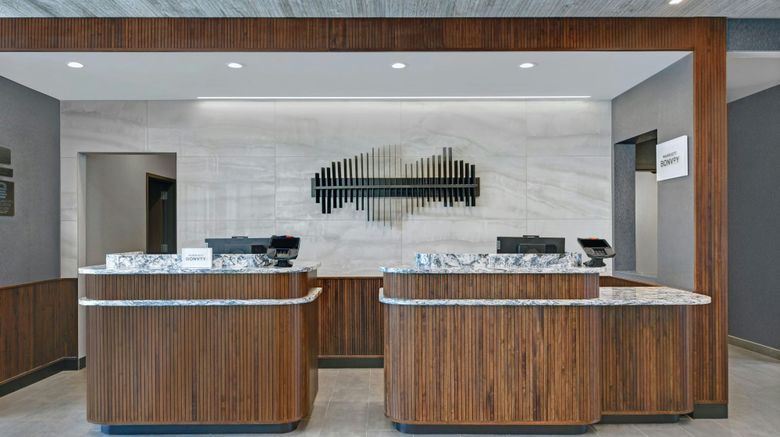 <b>Courtyard by Marriott Hamilton Lobby</b>. Images powered by <a href="https://www.leonardoworldwide.com/" title="Leonardo Worldwide" target="_blank">Leonardo</a>.