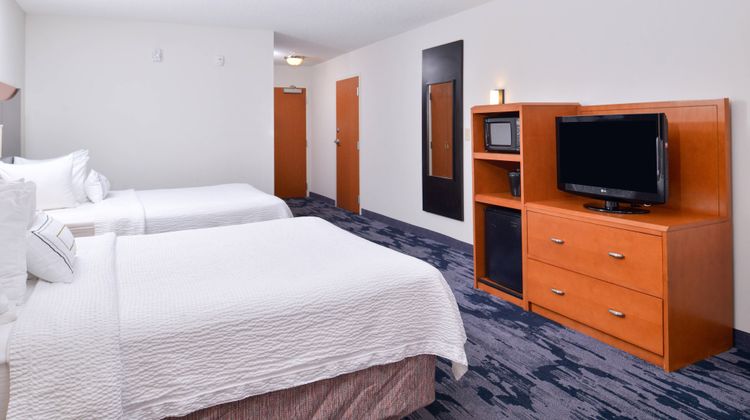 Fairfield Inn & Suites Birmingham Pelham Room