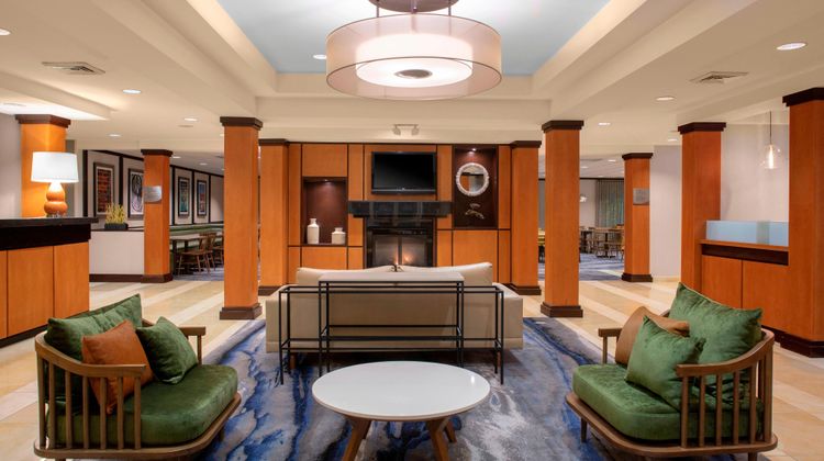 Fairfield Inn & Suites Gadsden Lobby