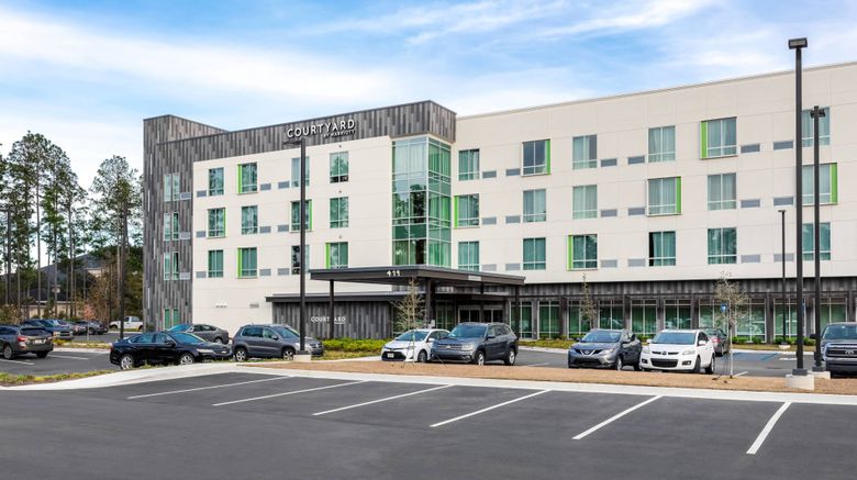 Courtyard Savannah Airport Exterior. Images powered by <a href="https://www.leonardoworldwide.com" target="_blank" rel="noopener">Leonardo</a>.