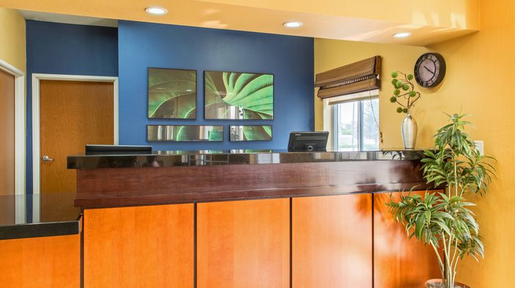 Fairfield Inn by Marriott Lobby