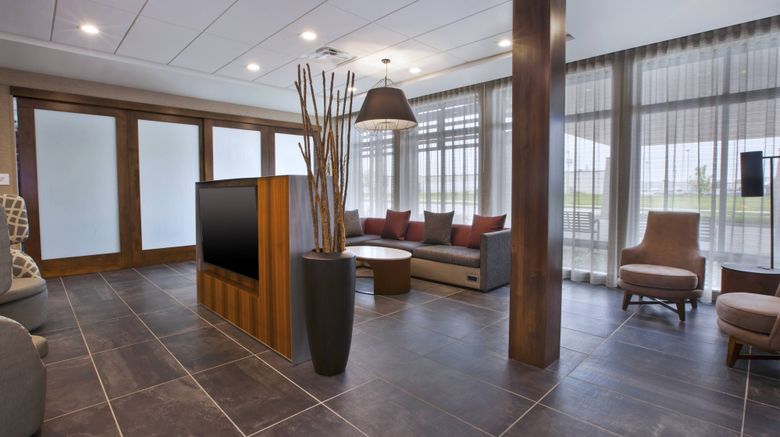 <b>Courtyard St. Joseph Benton Harbor Lobby</b>. Images powered by <a href="https://www.leonardoworldwide.com/" title="Leonardo Worldwide" target="_blank">Leonardo</a>.