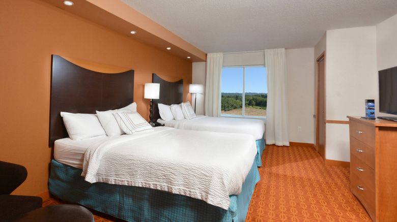<b>Fairfield Inn & Suites Wytheville Room</b>. Images powered by <a href="https://www.leonardoworldwide.com/" title="Leonardo Worldwide" target="_blank">Leonardo</a>.