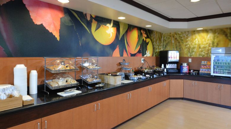 <b>Fairfield Inn & Suites Wytheville Restaurant</b>. Images powered by <a href="https://www.leonardoworldwide.com/" title="Leonardo Worldwide" target="_blank">Leonardo</a>.