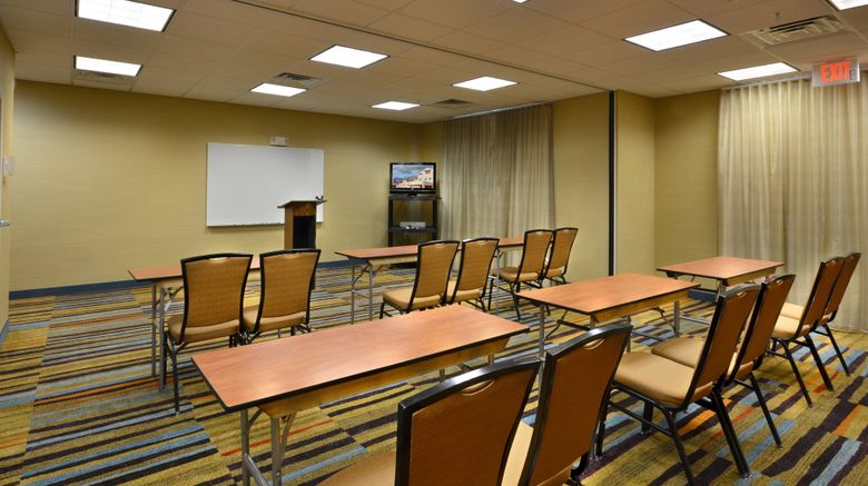 <b>Fairfield Inn & Suites Wytheville Meeting</b>. Images powered by <a href="https://www.leonardoworldwide.com/" title="Leonardo Worldwide" target="_blank">Leonardo</a>.