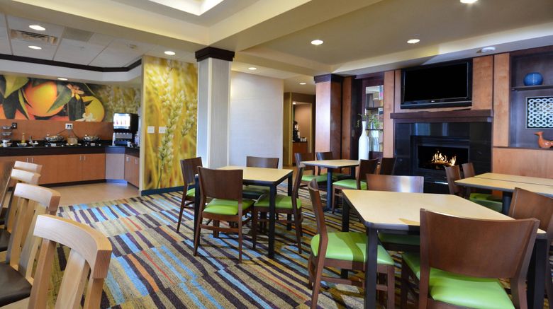 <b>Fairfield Inn & Suites Wytheville Restaurant</b>. Images powered by <a href="https://www.leonardoworldwide.com/" title="Leonardo Worldwide" target="_blank">Leonardo</a>.