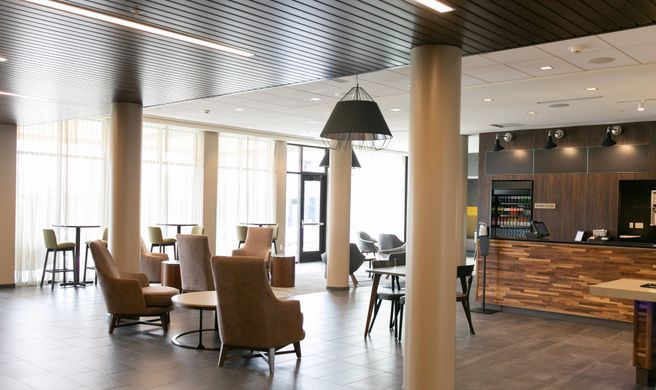 Courtyard Elkhart Lobby