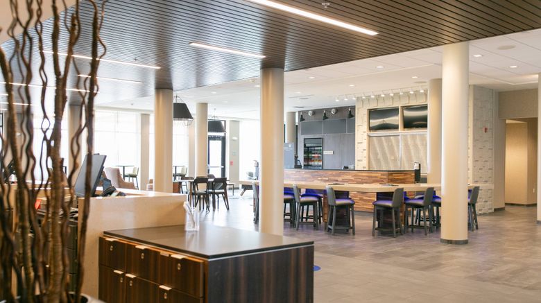 <b>Courtyard Elkhart Lobby</b>. Images powered by <a href="https://www.leonardoworldwide.com/" title="Leonardo Worldwide" target="_blank">Leonardo</a>.