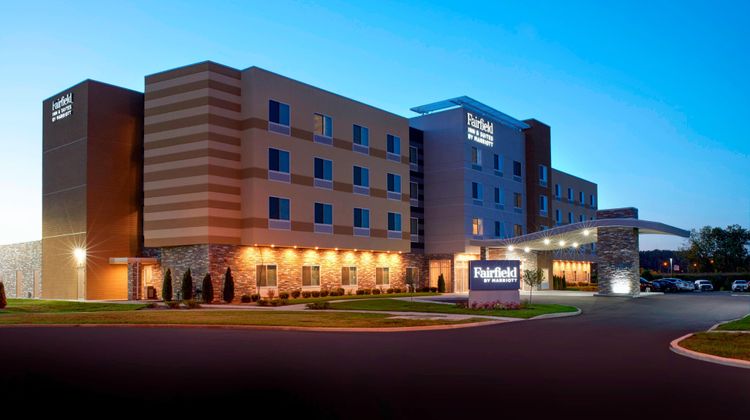 Fairfield Inn & Suites Columbus Exterior