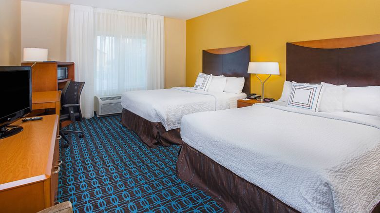 <b>Fairfield Inn & Suites Cookeville Room</b>. Images powered by <a href="https://www.leonardoworldwide.com/" title="Leonardo Worldwide" target="_blank">Leonardo</a>.