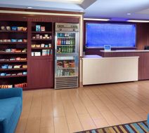 Fairfield Inn & Suites Clarksville Lobby