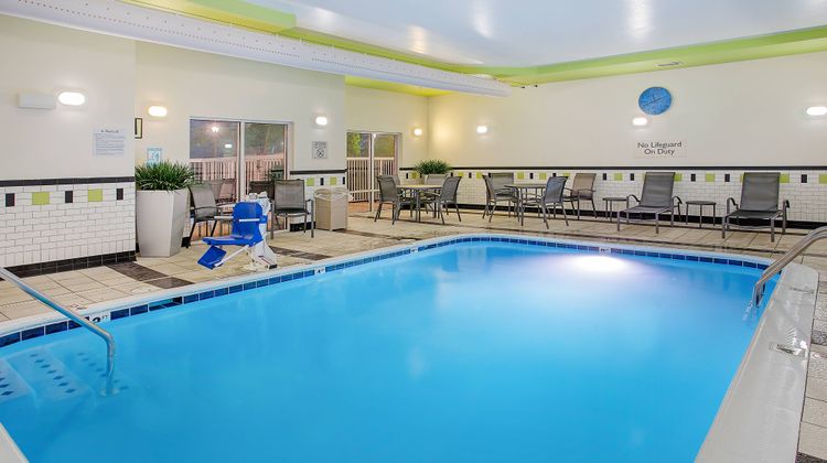 Fairfield Inn & Suites Cookeville Pool