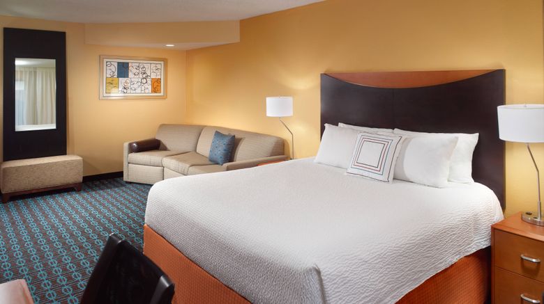 <b>Fairfield Inn & Suites Clarksville Room</b>. Images powered by <a href="https://www.leonardoworldwide.com/" title="Leonardo Worldwide" target="_blank">Leonardo</a>.