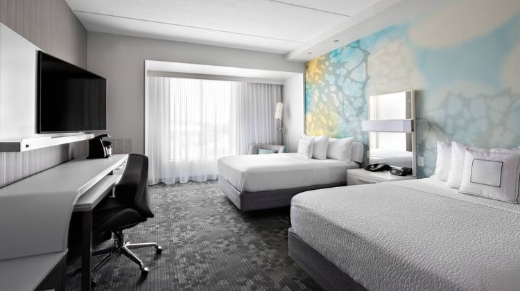 Courtyard By Marriott Knoxville Room