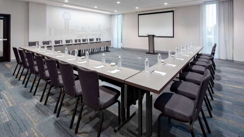 <b>Courtyard By Marriott Knoxville Meeting</b>. Images powered by <a href="https://www.leonardoworldwide.com/" title="Leonardo Worldwide" target="_blank">Leonardo</a>.