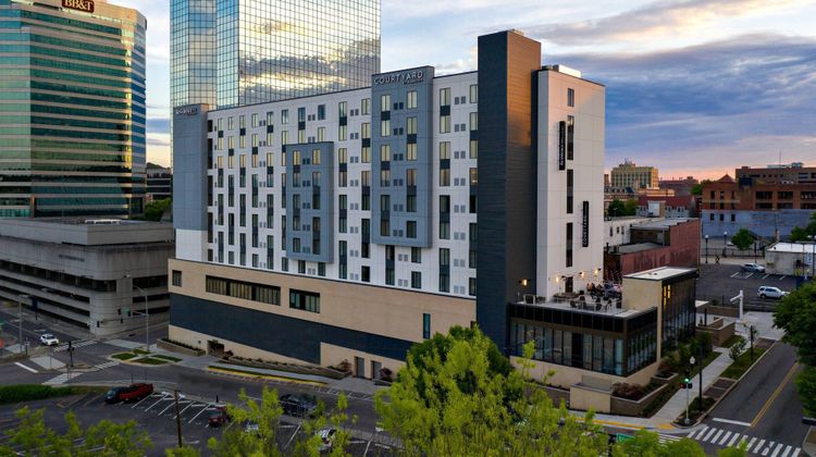 Courtyard By Marriott Knoxville Exterior