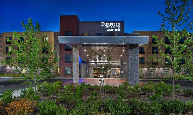 Fairfield Inn & Suites Nashville Exterior