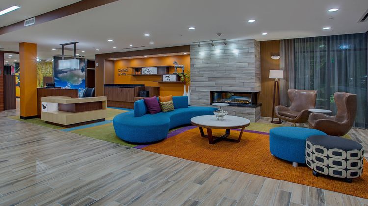 Fairfield Inn & Suites Nashville Lobby