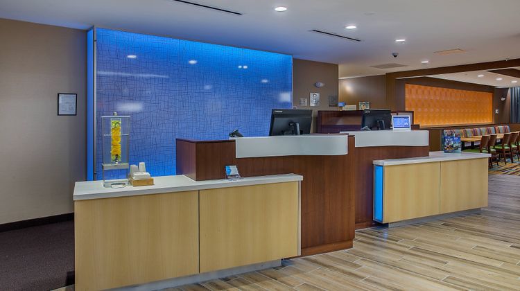 Fairfield Inn & Suites Nashville Lobby
