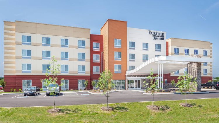 Fairfield Inn & Suites Lebanon Exterior