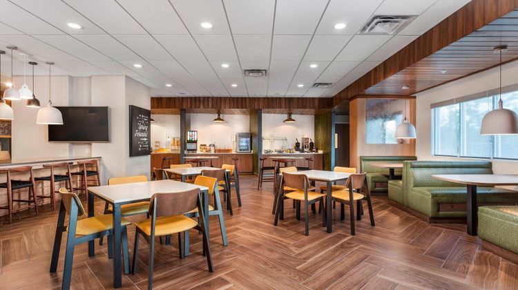 Fairfield Inn & Suites Lebanon Restaurant