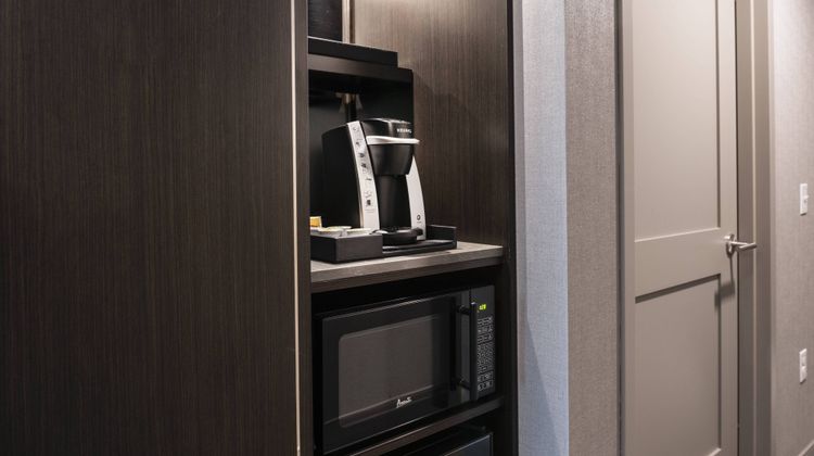 Fairfield Inn & Stes Marriott Logan Arpt Room