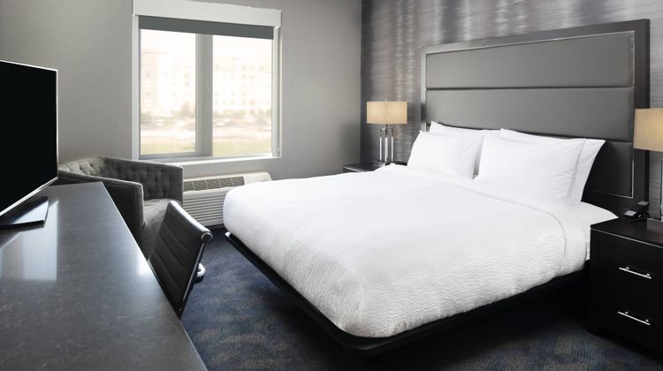 Fairfield Inn & Stes Marriott Logan Arpt Room