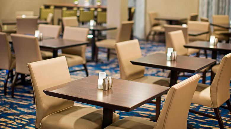 <b>Courtyard Seattle North/Lynnwood Everett Restaurant</b>. Images powered by <a href="https://www.leonardoworldwide.com/" title="Leonardo Worldwide" target="_blank">Leonardo</a>.