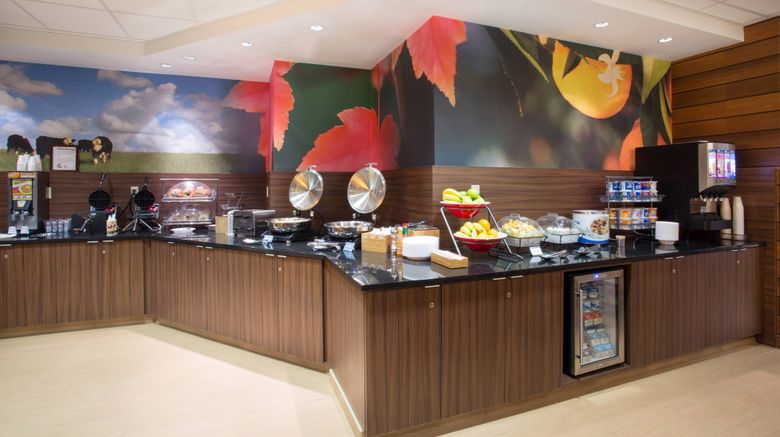 <b>Fairfield Inn & Suites Boston Milford Restaurant</b>. Images powered by <a href="https://www.leonardoworldwide.com/" title="Leonardo Worldwide" target="_blank">Leonardo</a>.