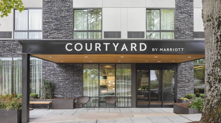 Courtyard by Marriott Seattle Northgate Exterior