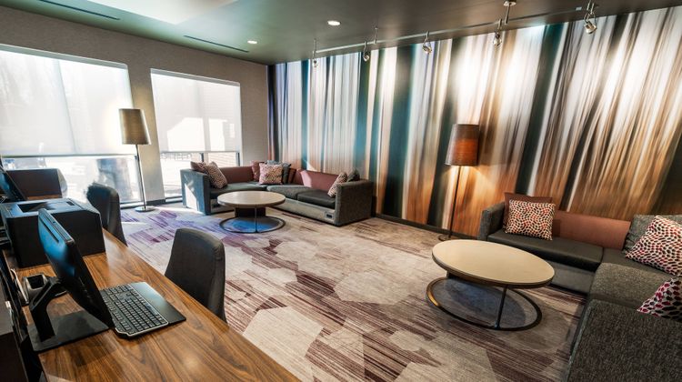 Courtyard Largo Capital Beltway Lobby