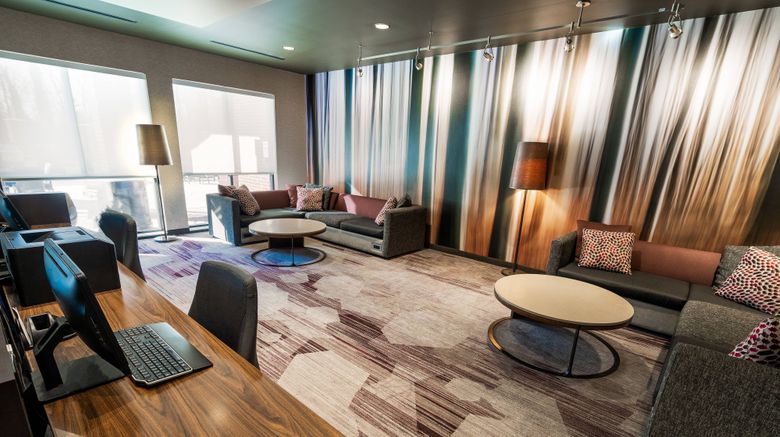<b>Courtyard Largo Capital Beltway Lobby</b>. Images powered by <a href="https://www.leonardoworldwide.com/" title="Leonardo Worldwide" target="_blank">Leonardo</a>.