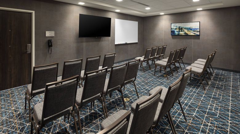 <b>Courtyard by Marriott Seattle Northgate Meeting</b>. Images powered by <a href="https://www.leonardoworldwide.com/" title="Leonardo Worldwide" target="_blank">Leonardo</a>.