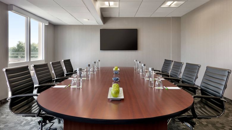 <b>Courtyard by Marriott Tysons Corner Meeting</b>. Images powered by <a href="https://www.leonardoworldwide.com/" title="Leonardo Worldwide" target="_blank">Leonardo</a>.