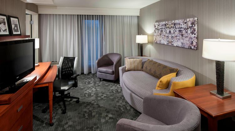 Courtyard Seattle Kirkland Room